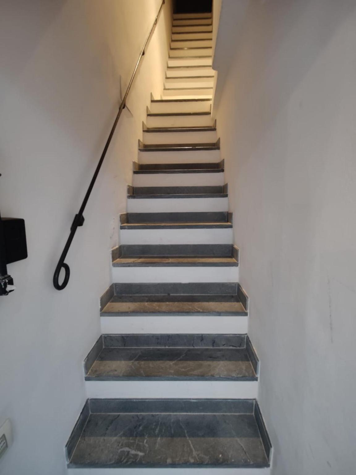 San Giovanni Apt, Seaview Terrace, 2 Aircondo Bdr, Easy From Train Or Private Parking リオマッジョーレ エクステリア 写真